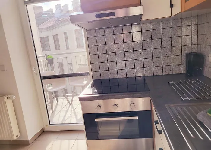 Oswald Apartment