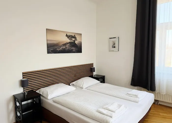 Oswald Apartment *